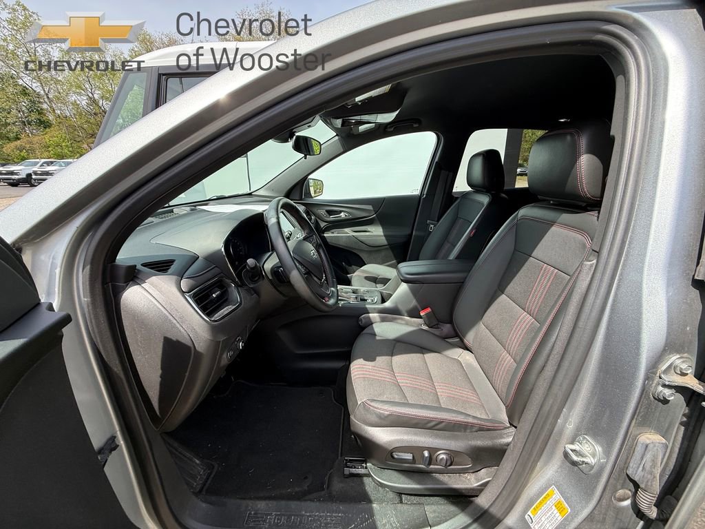 Used 2023 Chevrolet Equinox RS AWD/4WD image 11