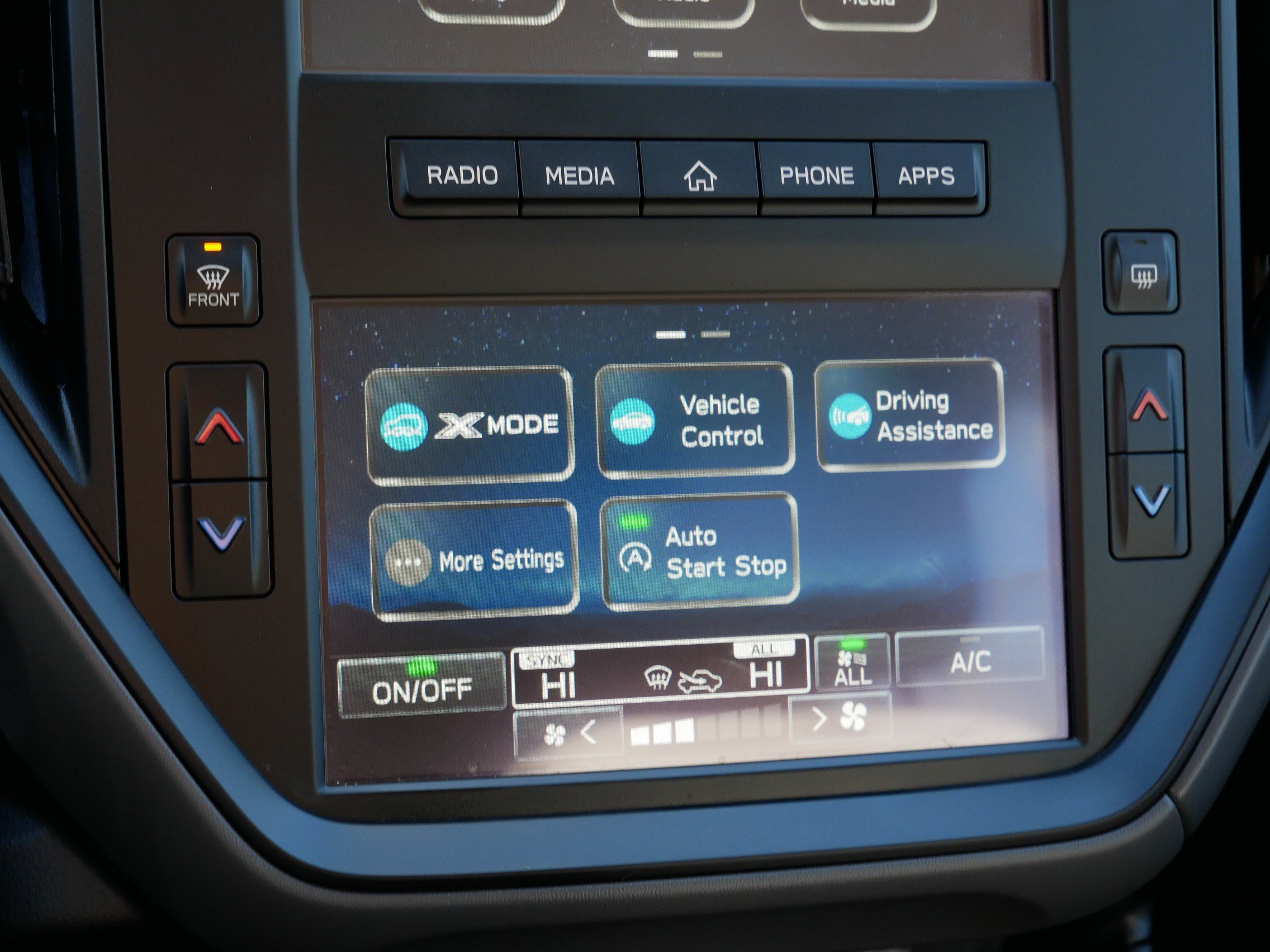 Certified 2025 Subaru Crosstrek 2.0i image 22