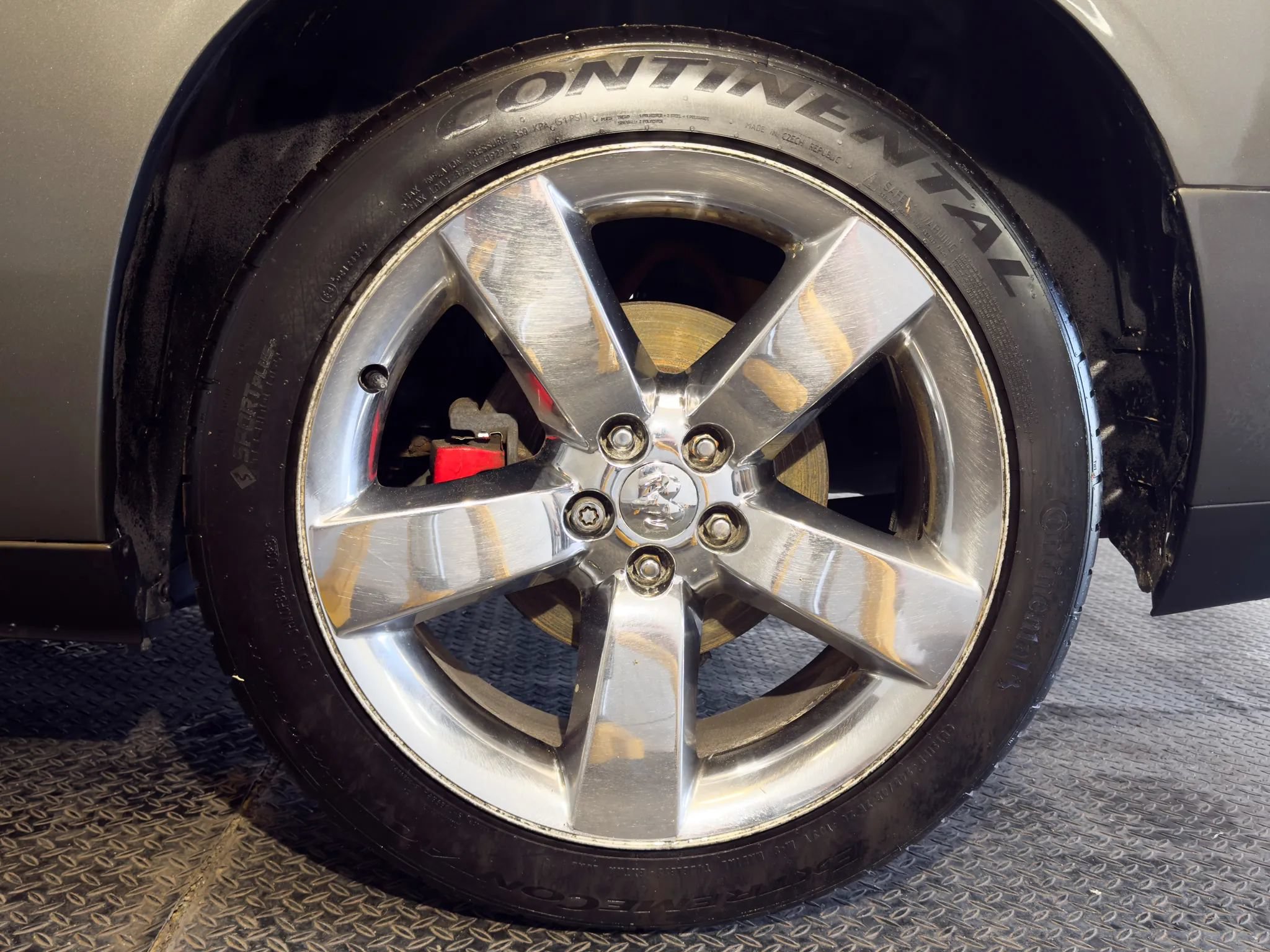 Used 2010 Dodge Challenger R/T RWD image 23