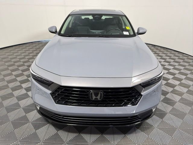 Used 2024 Honda Accord Touring image 9