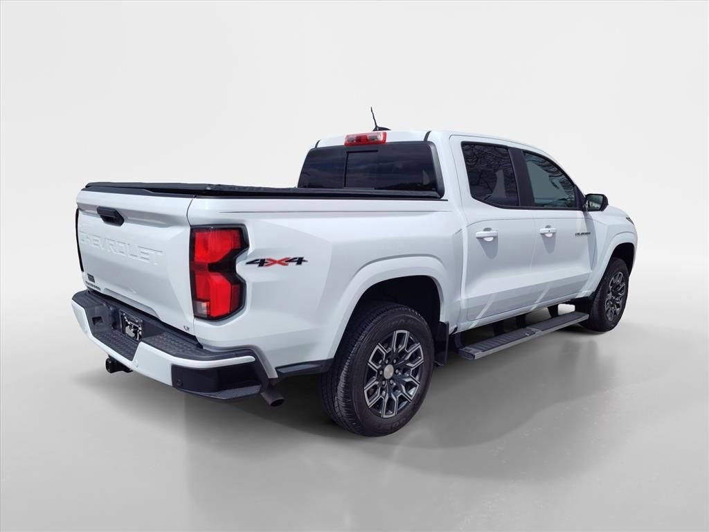 Used 2023 Chevrolet Colorado LT w/ LT Convenience Package III AWD/4WD image 5