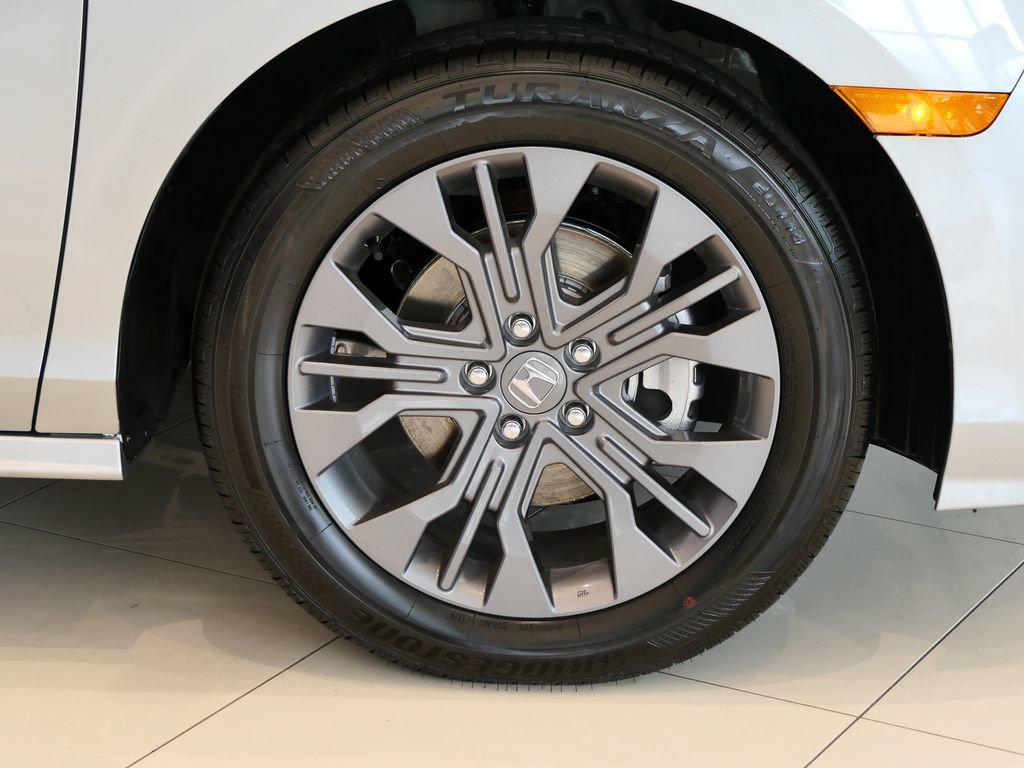 New 2027 Honda Odyssey Touring image 10
