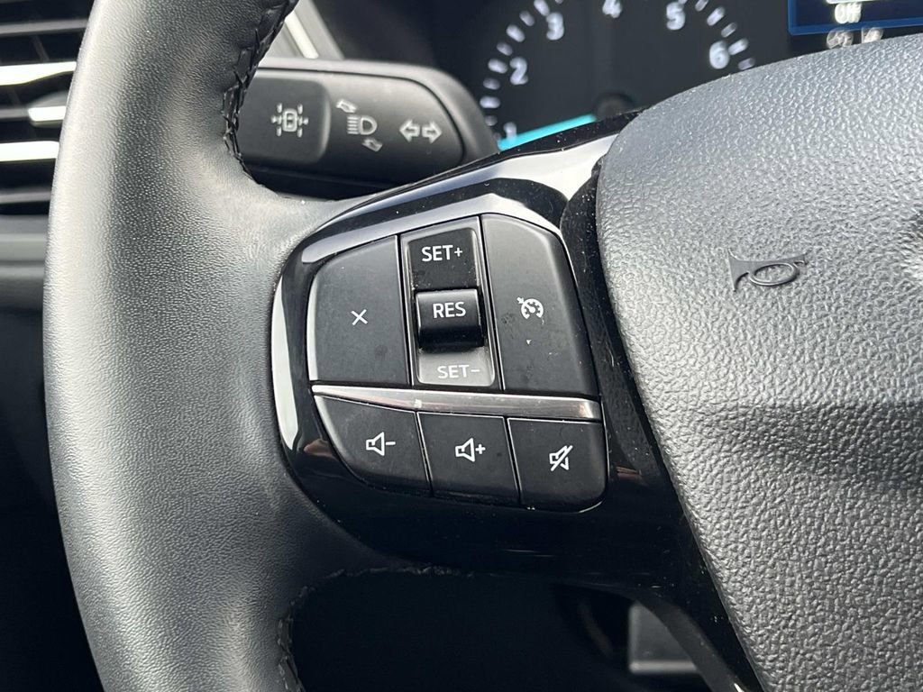 Used 2022 Ford Escape SEL w/ Class II Trailer Tow Package image 20