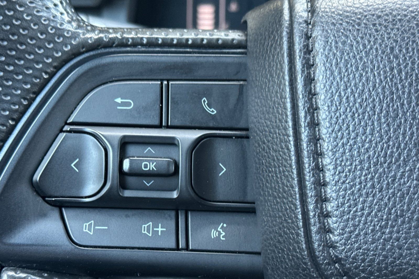 Certified 2024 Toyota Tacoma SR RWD image 30