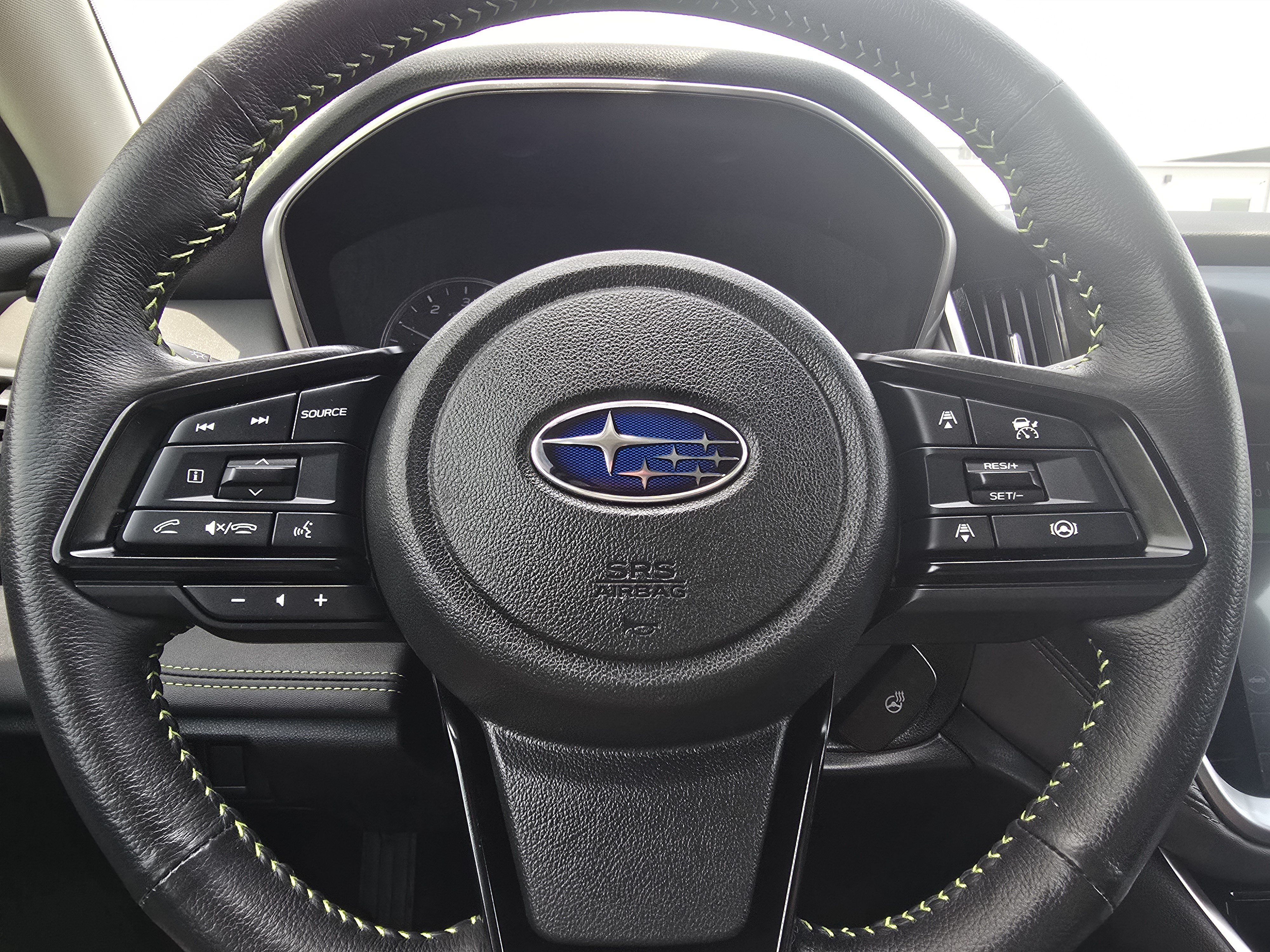 Certified 2024 Subaru Outback Onyx Edition AWD/4WD image 22