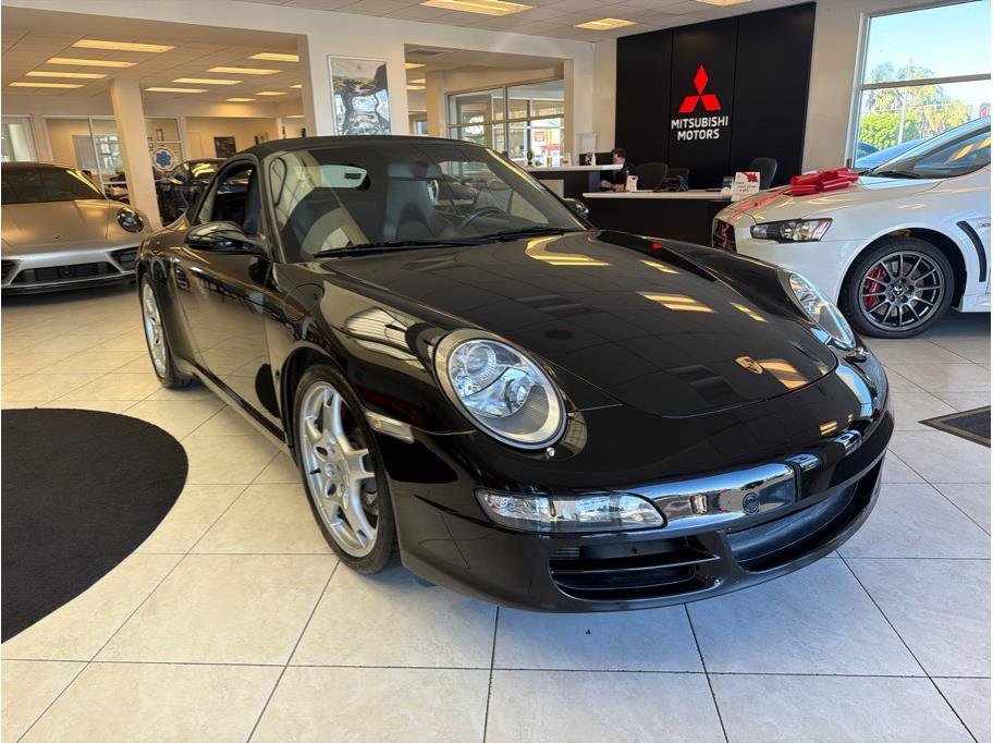 Used 2005 Porsche 911 Carrera S RWD image 12