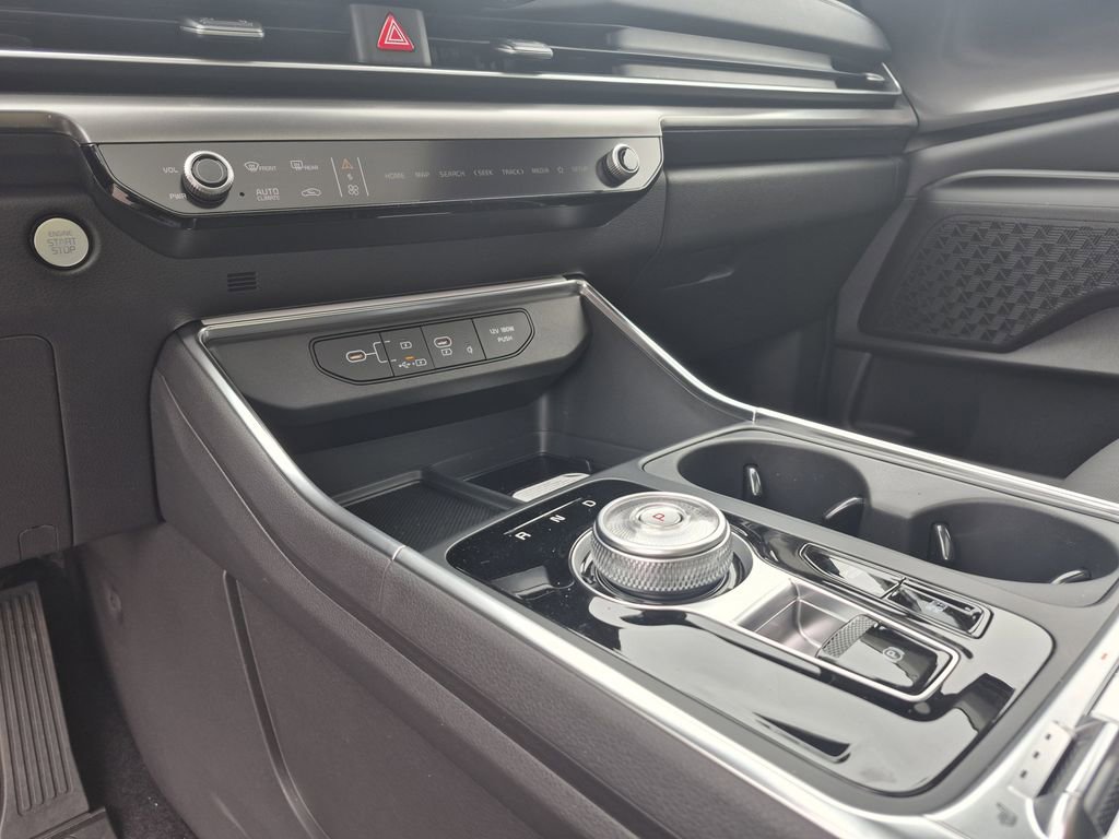 New 2026 Kia Carnival SX image 9