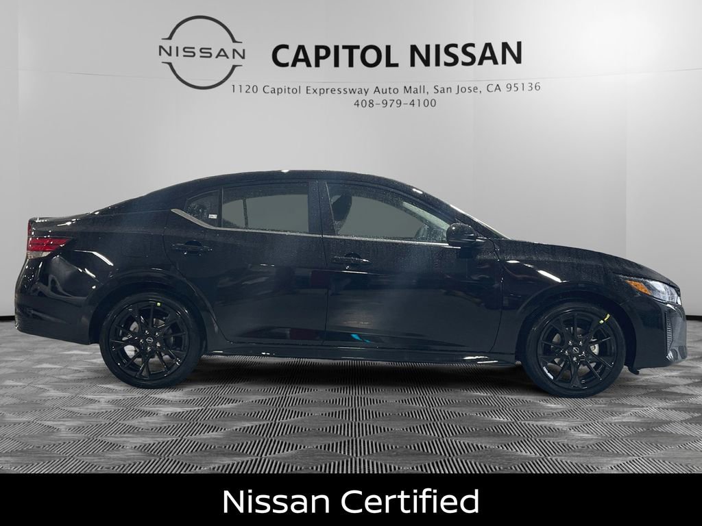 Certified 2025 Nissan Sentra SR w/ Midnight Edition image 4