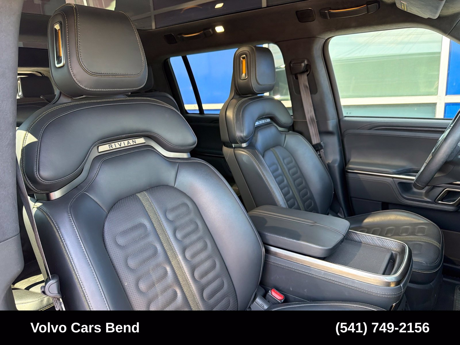 Used 2024 Rivian R1S Adventure Dual AWD/4WD image 26
