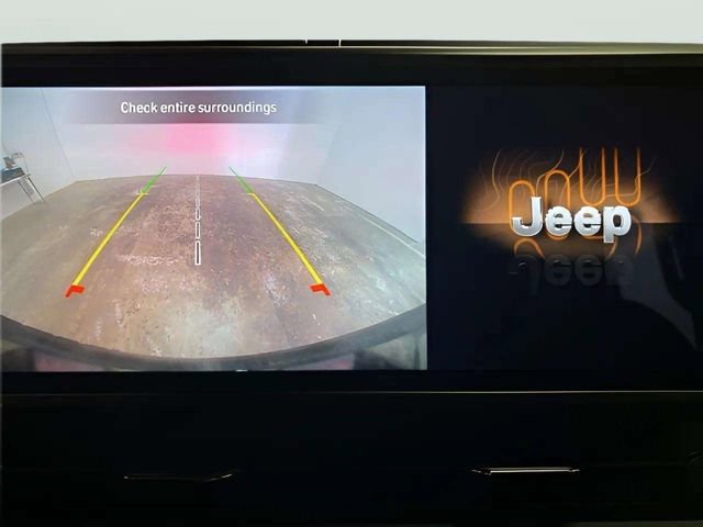 Used 2025 Jeep Wrangler Unlimited Sahara w/ Safety Group AWD/4WD image 58