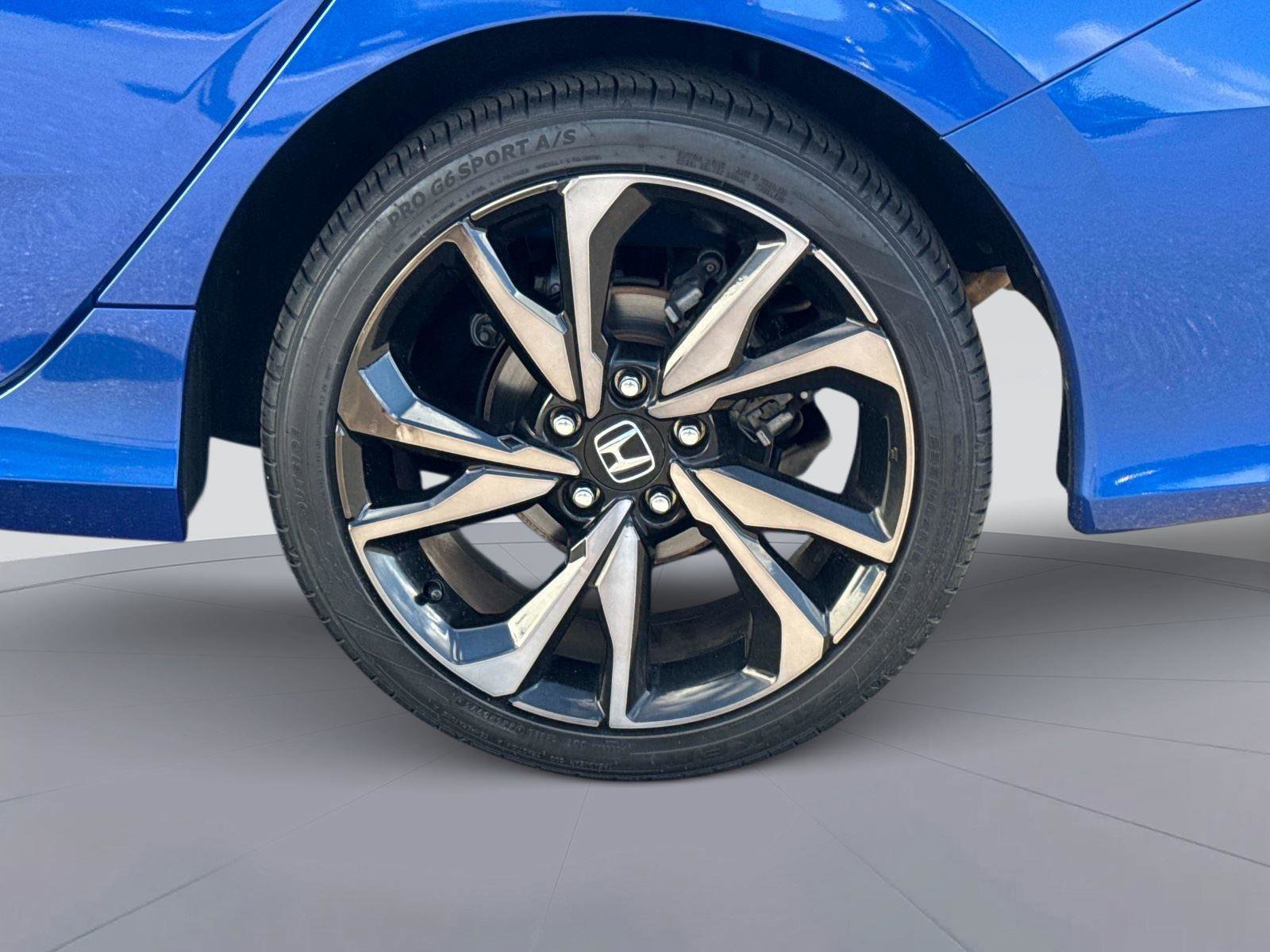Used 2020 Honda Civic Sport image 11