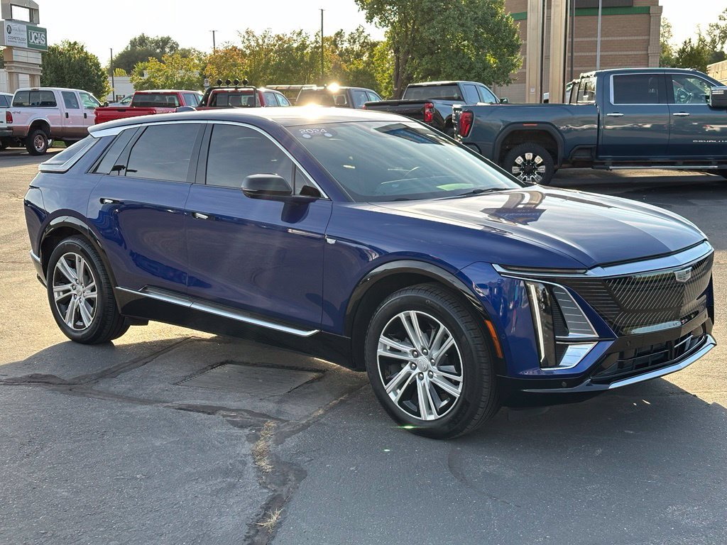 Certified 2024 Cadillac Lyriq Tech w/ Driver Assist Package AWD/4WD image 7