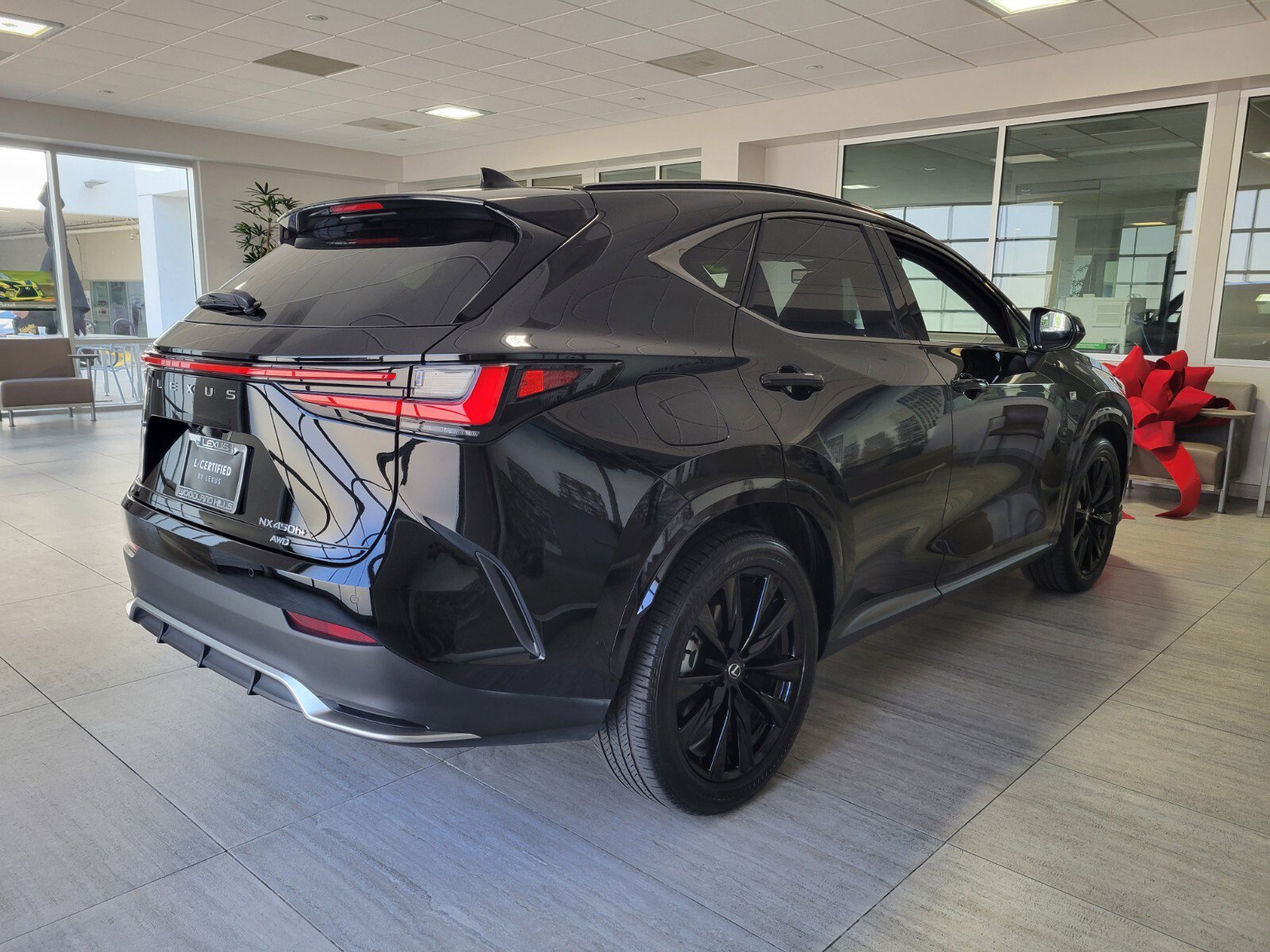 Used 2025 Lexus NX 450h+ F Sport w/ Towing Package (2000 Lbs) image 5