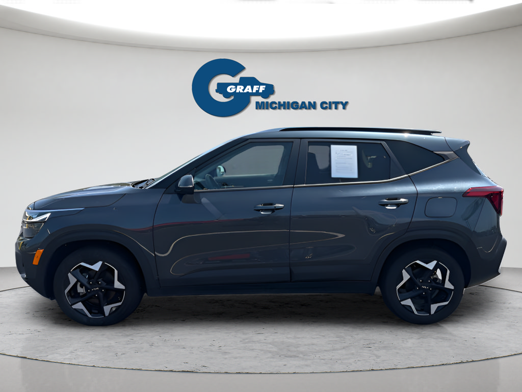 Used 2025 Kia Seltos S FWD image 2