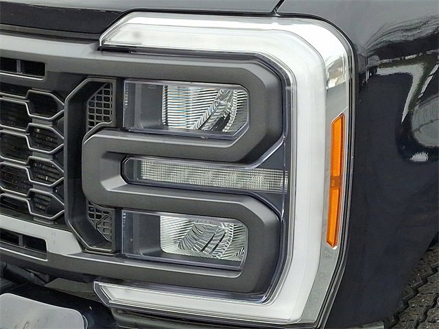 Used 2023 Ford F250 XL w/ STX Appearance Package image 12