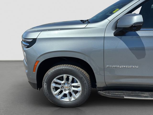 New 2026 Chevrolet Suburban LT w/ Comfort Package AWD/4WD image 8