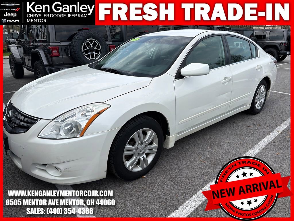 Used 2010 Nissan Altima 2.5 S w/ Convenience Pkg image 3
