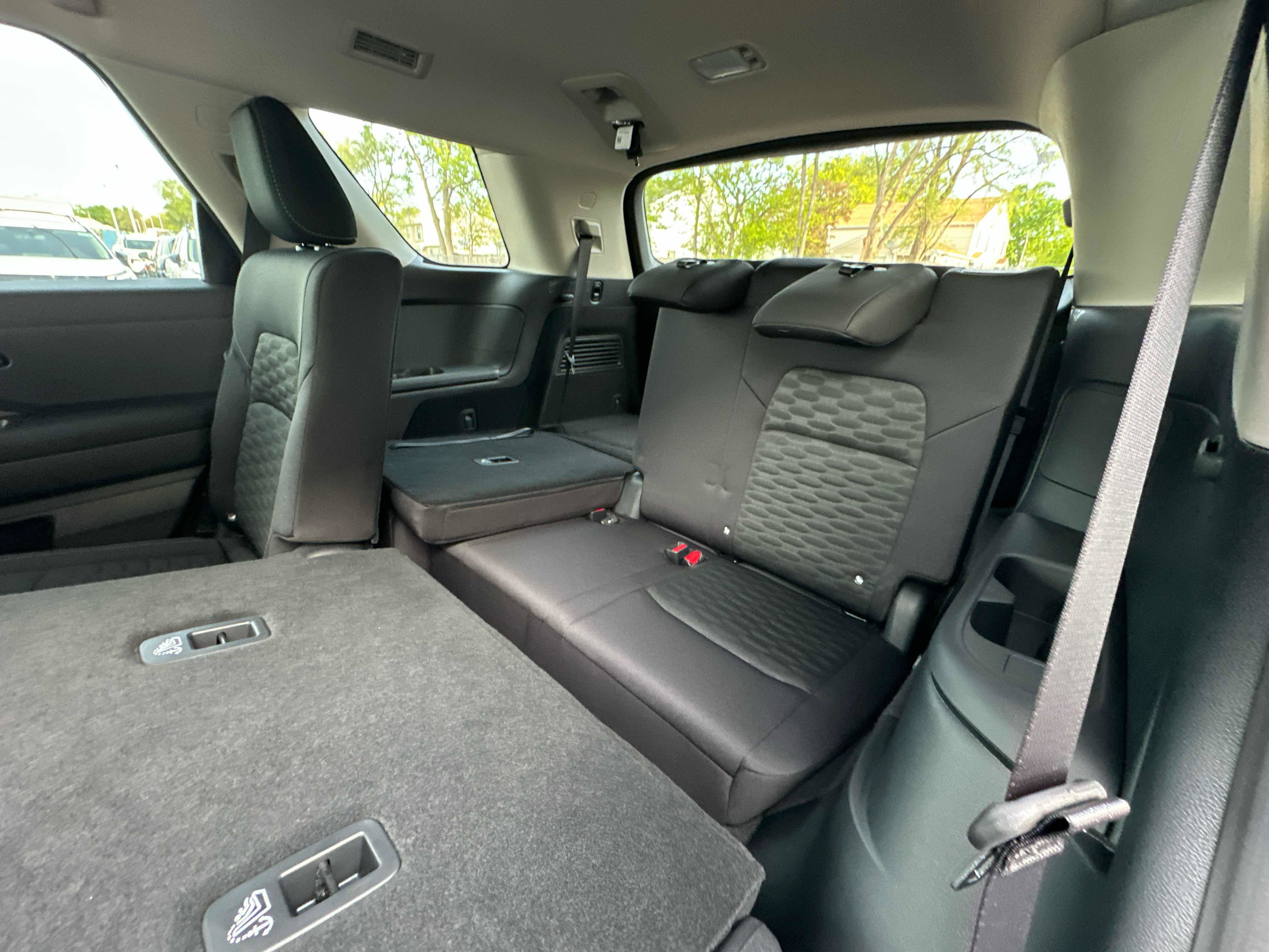 New 2026 Nissan Pathfinder SV AWD/4WD image 25
