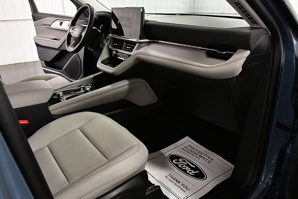 New 2026 Ford Explorer Active w/ Active Comfort Package AWD/4WD image 29