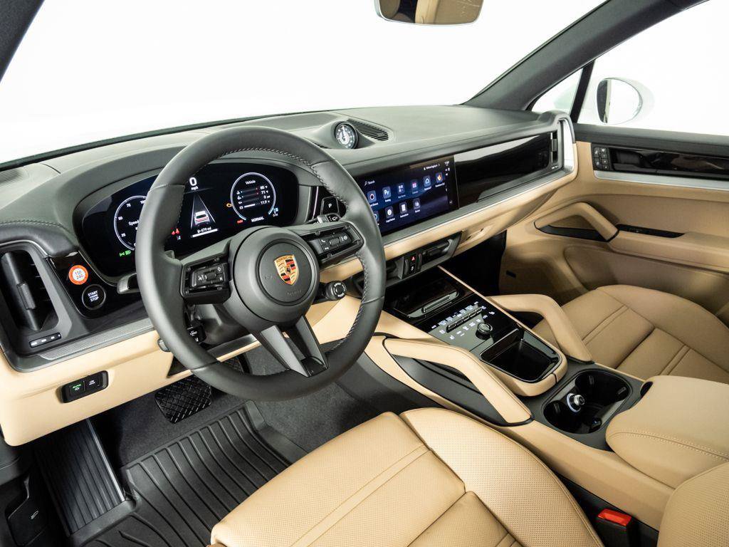 New 2026 Porsche Cayenne AWD/4WD image 4