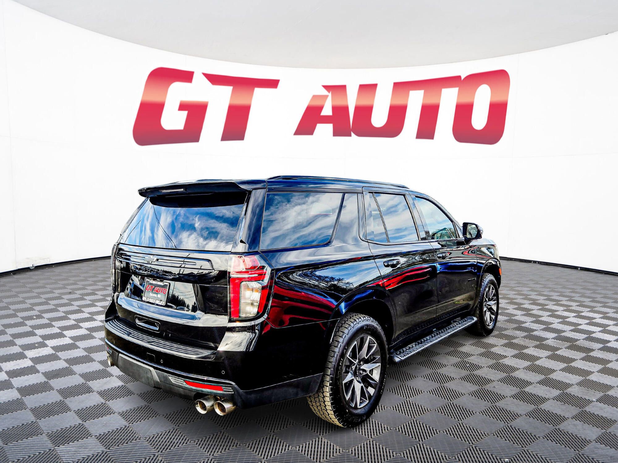 Used 2023 Chevrolet Tahoe Z71 w/ Off-Road Capability Package AWD/4WD image 7