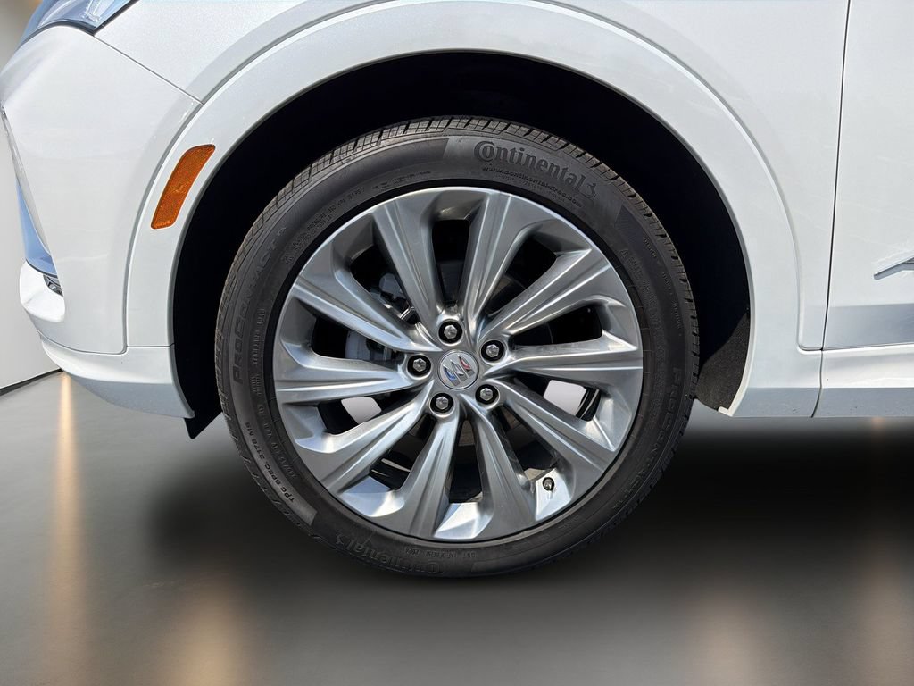 Certified 2025 Buick Envista Avenir FWD image 11