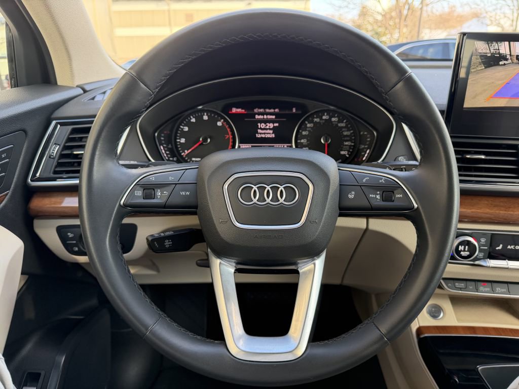 Used 2022 Audi Q5 2.0T Premium w/ Convenience Package image 32