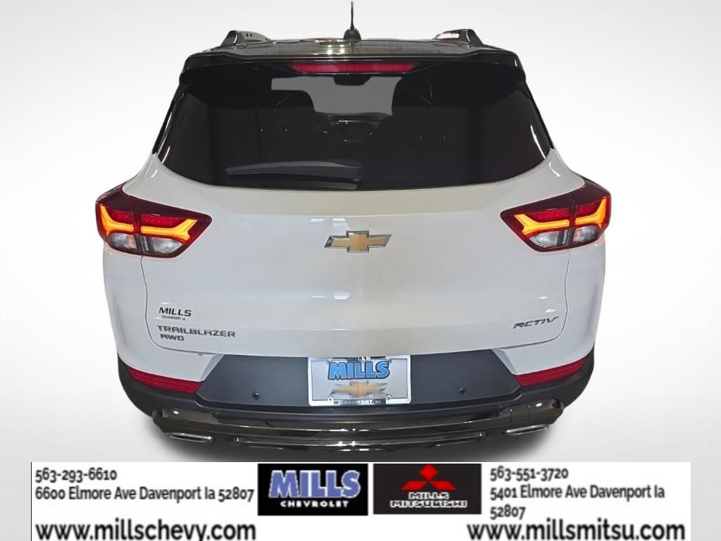 Used 2021 Chevrolet TrailBlazer ACTIV w/ Technology Package AWD/4WD image 4