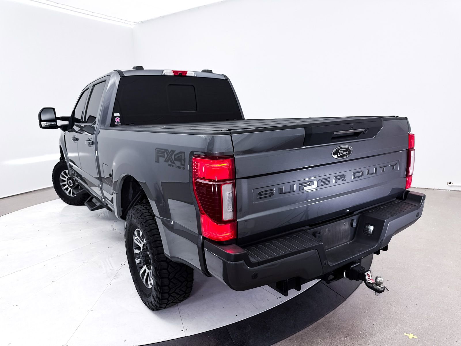 Used 2022 Ford F250 Lariat w/ Lariat Ultimate Package image 8