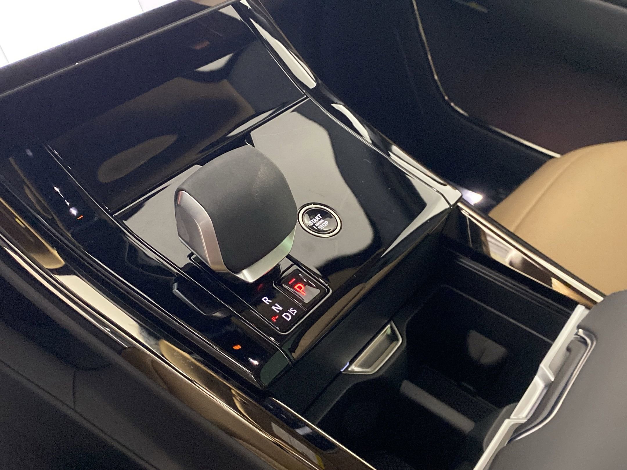 New 2025 Land Rover Range Rover Sport Dynamic SE image 20