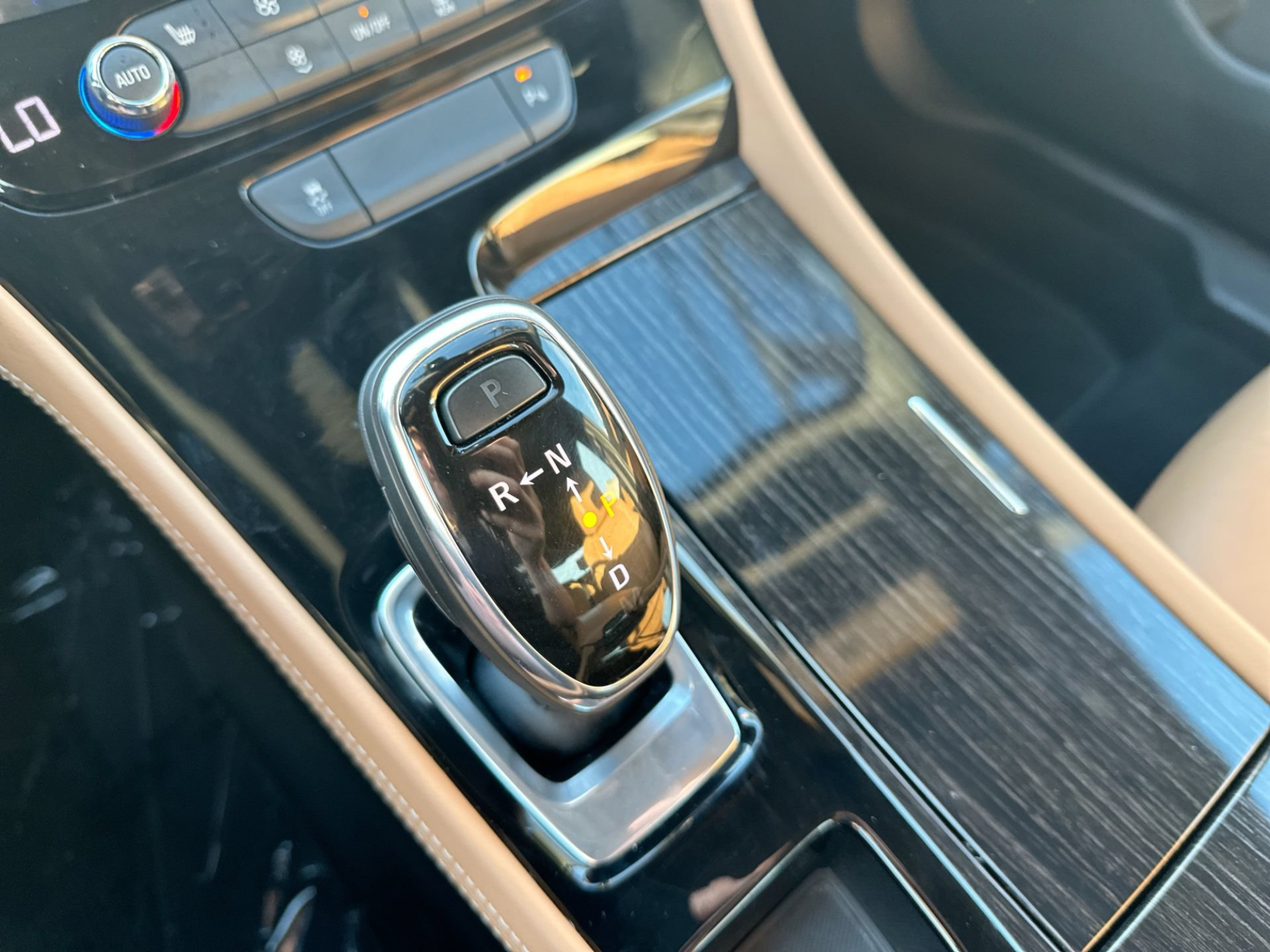 Used 2019 Buick LaCrosse Essence w/ Sun and Shade Package FWD image 21