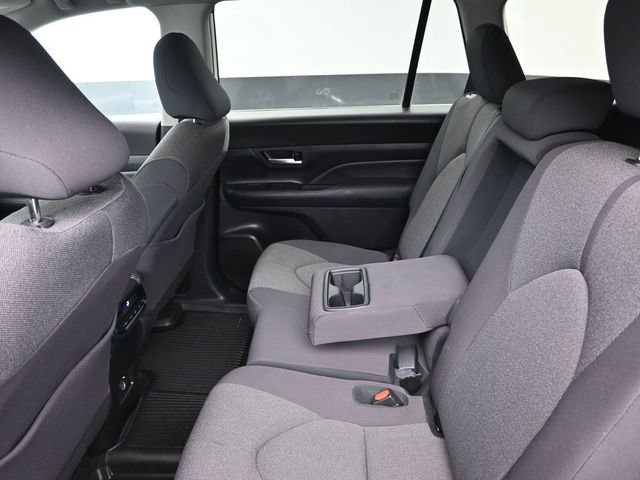 Certified 2025 Toyota Grand Highlander AWD image 29