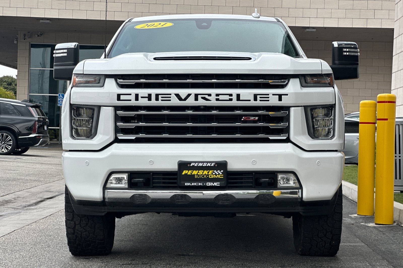 Used 2021 Chevrolet Silverado 2500 LTZ w/ Z71 Chrome Sport Edition image 9