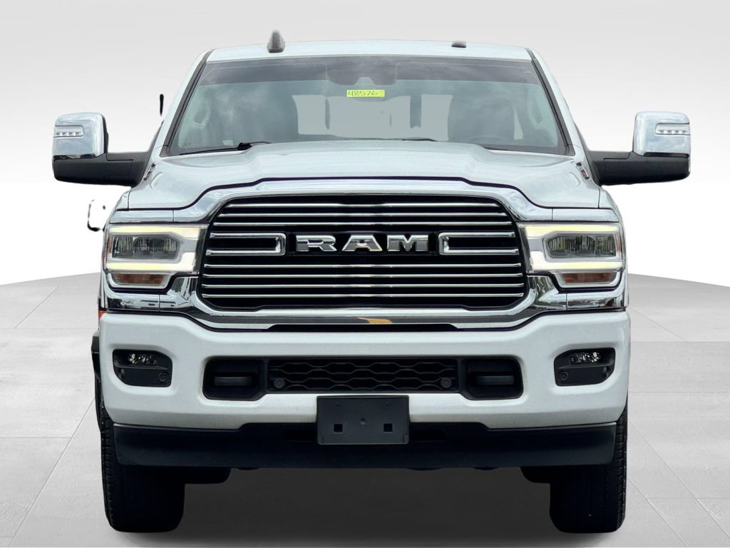 Used 2024 RAM 2500 Laramie w/ Safety Group AWD/4WD image 2