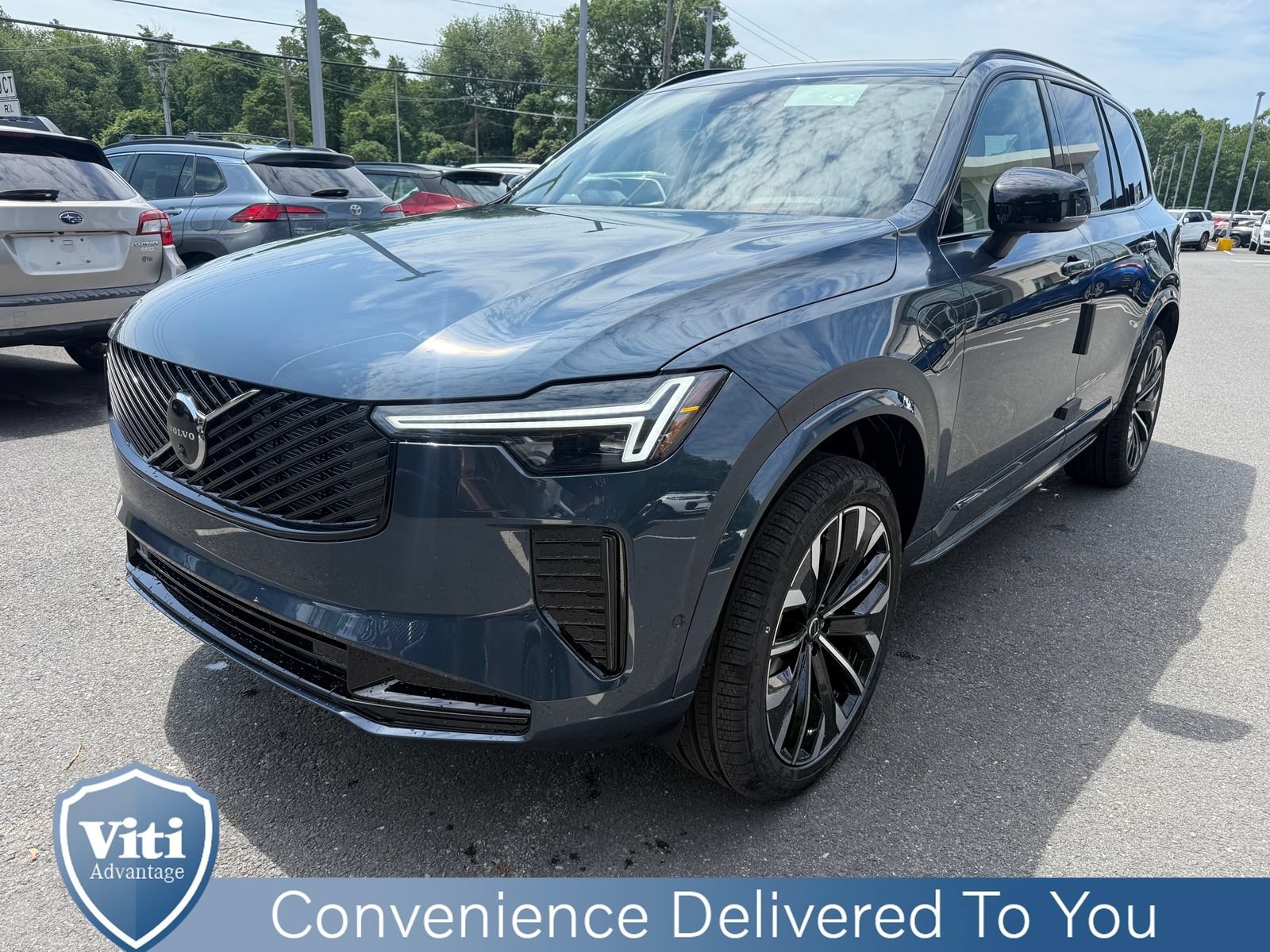 New 2026 Volvo XC90 T8 Ultra w/ Protection Package Premier AWD/4WD image 4