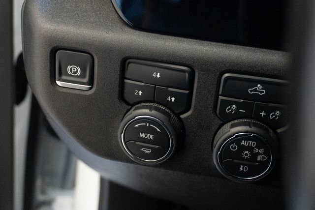 Used 2025 Chevrolet Silverado 2500 LT image 24