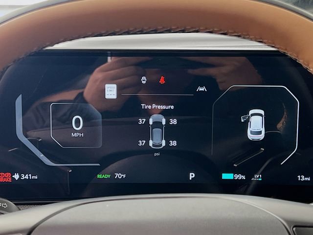 New 2025 Kia EV6 Wind image 12