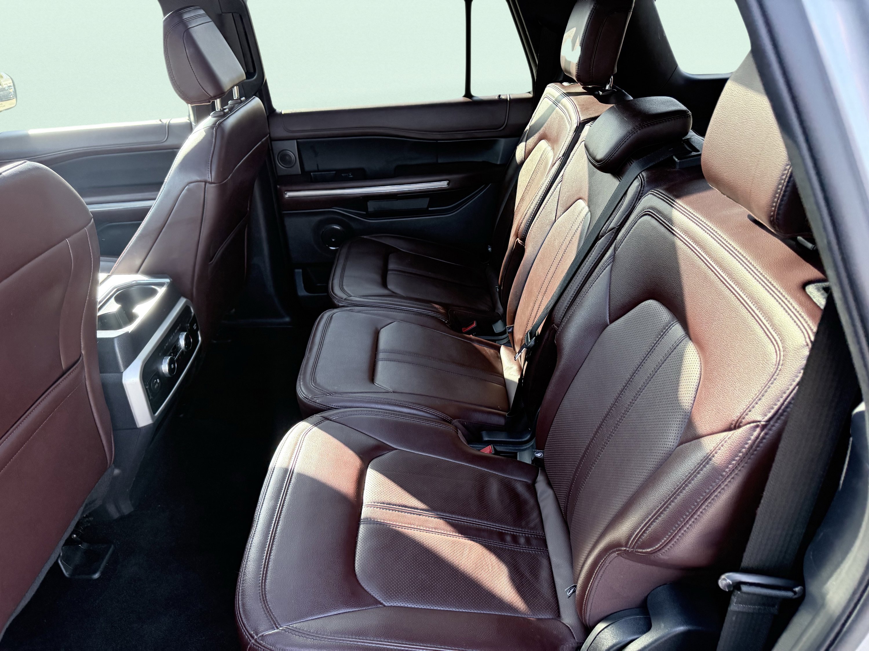 Used 2023 Ford Expedition Max Limited image 36