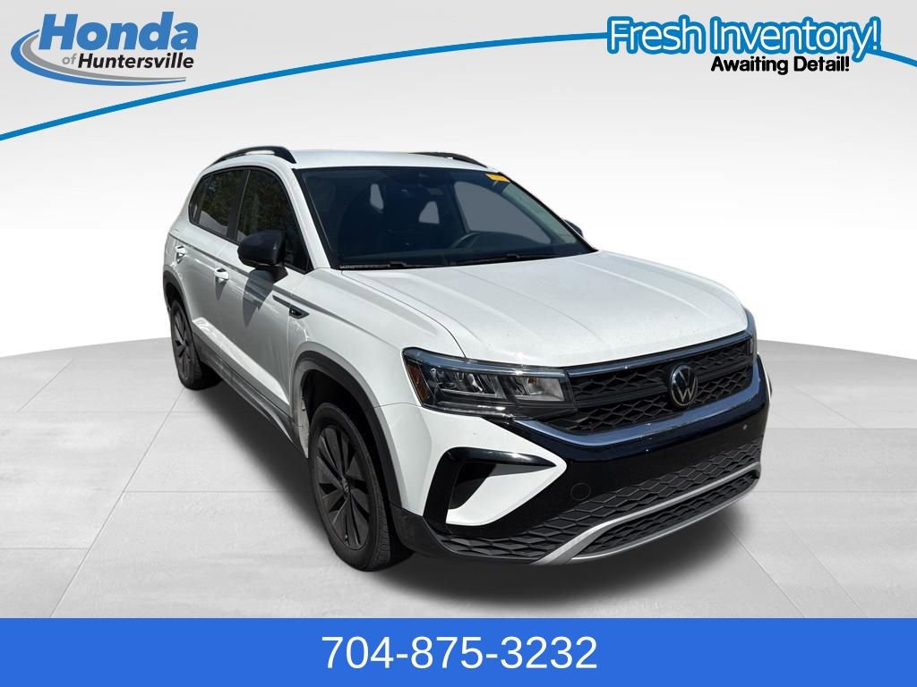 Used 2024 Volkswagen Taos S image 1