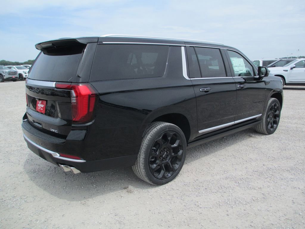 New 2026 GMC Yukon XL Denali w/ Denali Reserve Package AWD/4WD image 4