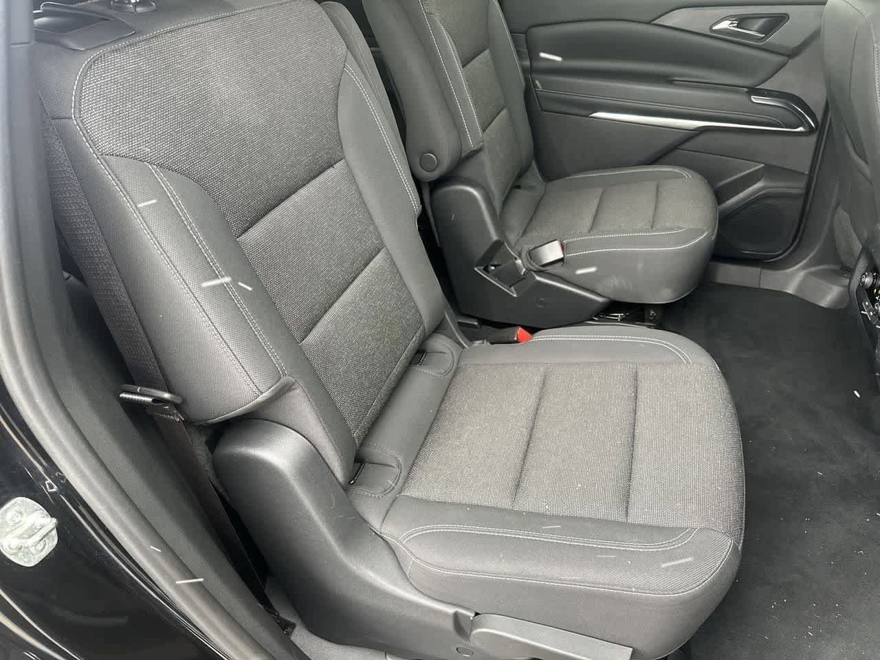 Used 2024 Chevrolet Traverse LT AWD/4WD image 20