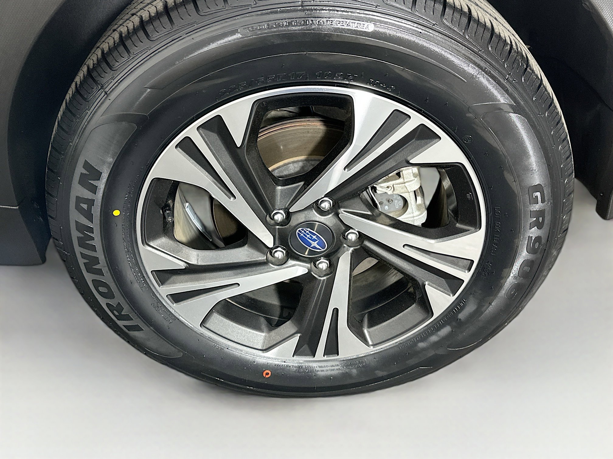 Used 2025 Subaru Crosstrek 2.0i Premium AWD/4WD image 11