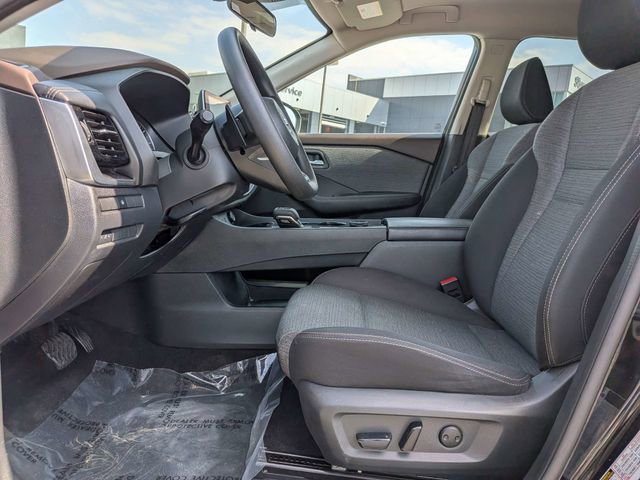 Used 2021 Nissan Rogue SV image 19