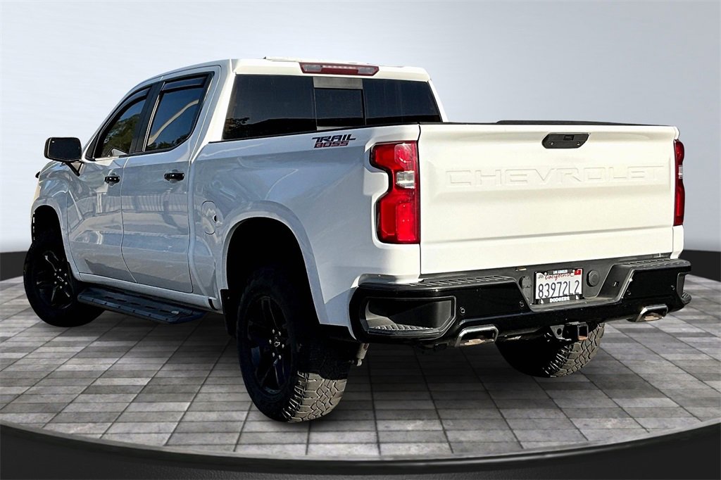 Used 2019 Chevrolet Silverado 1500 LT Trail Boss image 2