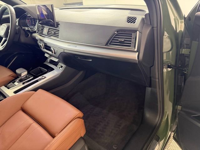 Used 2025 Audi Q5 2.0T Premium w/ Convenience Plus Package image 24