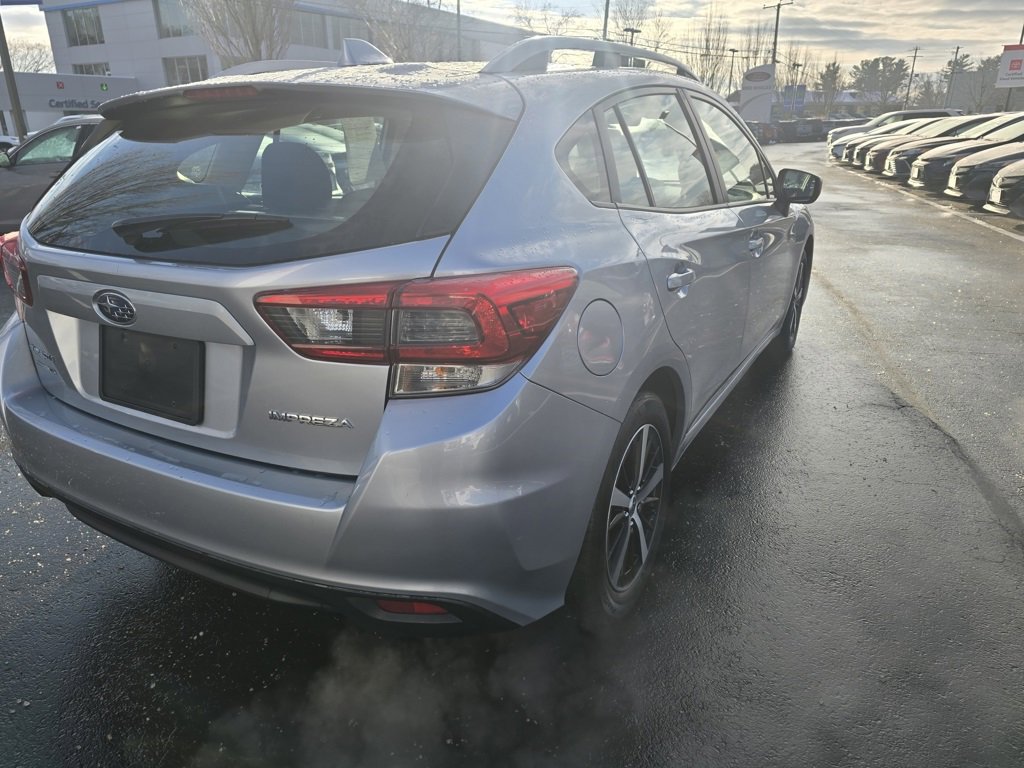 Used 2023 Subaru Impreza Premium image 7