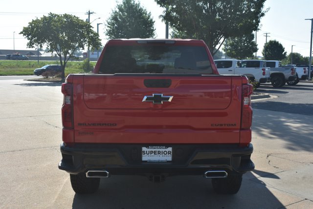 New 2026 Chevrolet Silverado 1500 Custom Trail Boss w/ LPO, Dark Essentials Package AWD/4WD image 6