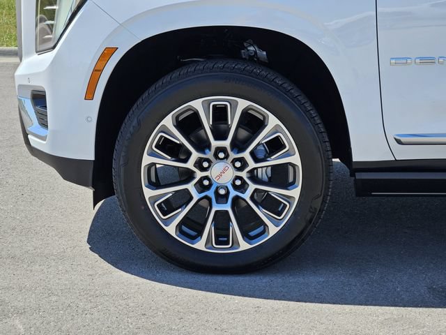 New 2026 GMC Yukon XL Denali w/ Sun & Power Step Package AWD/4WD image 9