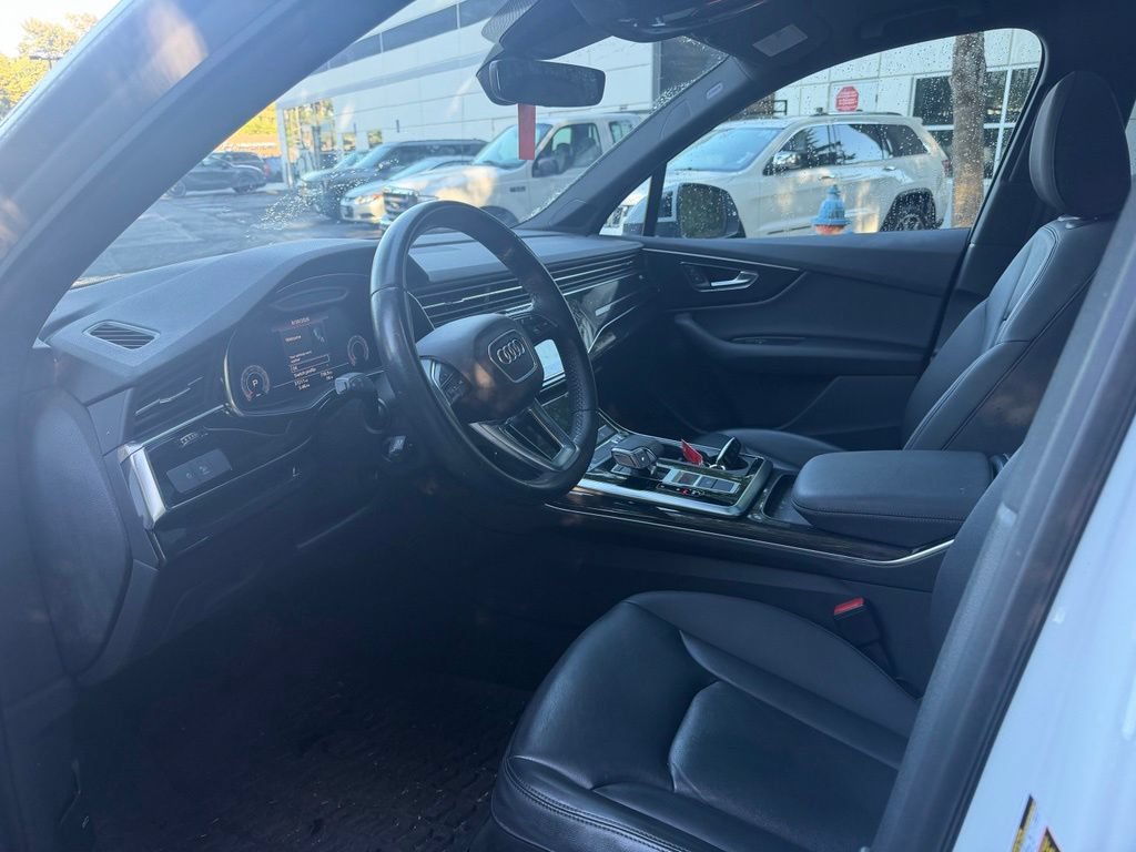 Used 2020 Audi Q7 3.0T Premium Plus w/ Premium Plus Package AWD/4WD image 14