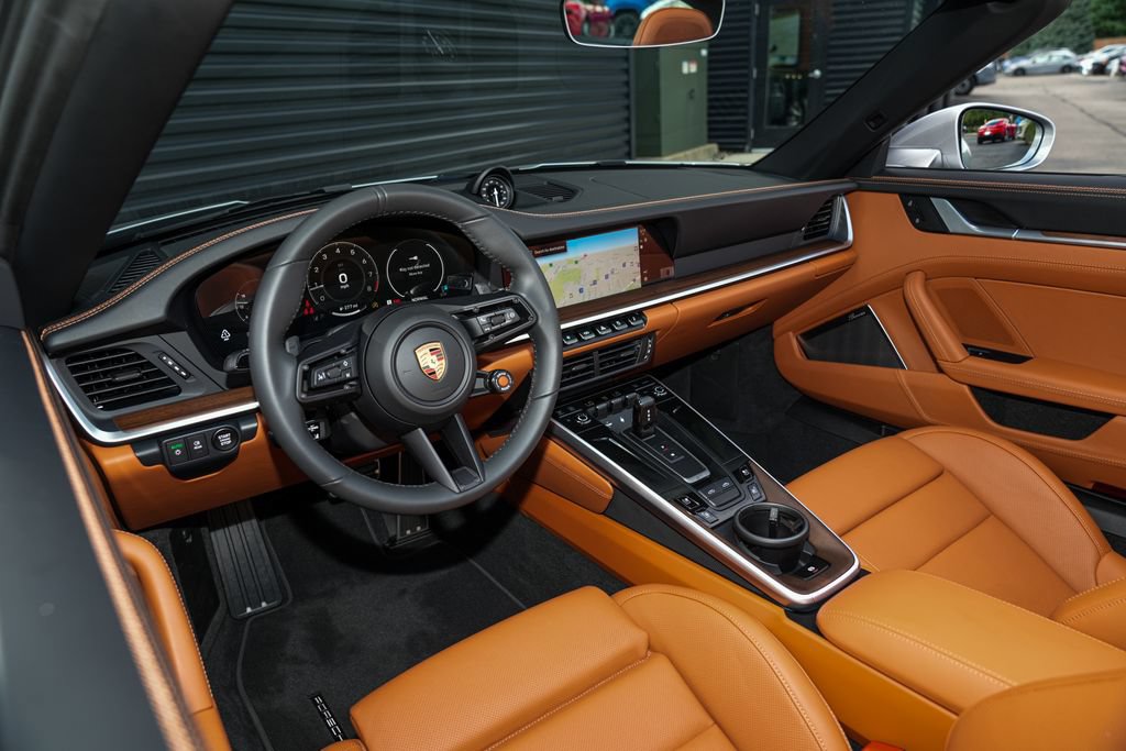 Certified 2026 Porsche 911 Targa 4S AWD/4WD image 30